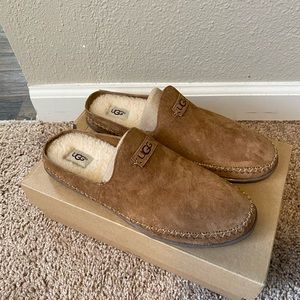 BRAND NEW UGG SLIPPERS